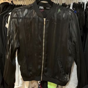 Shear long sleeve top